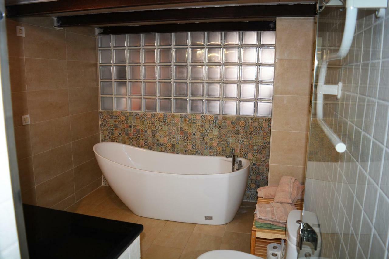 Loft City Center+Free Parking Sevilla Bagian luar foto